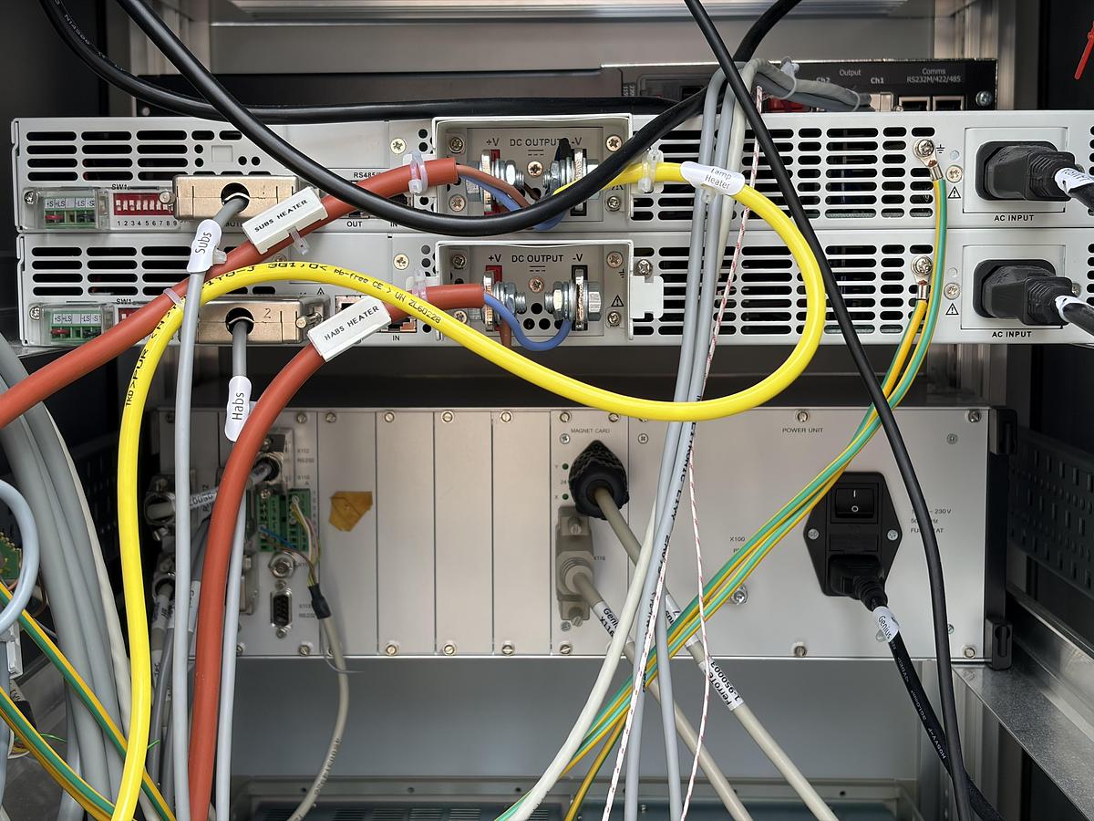 Used Scienta Omicron / MBE-Komponenten UHV MBE Multiprobe E-Beam Evaporation System – EBVM200, GENIUS, HABS, SH150, StarCell, TMU201
