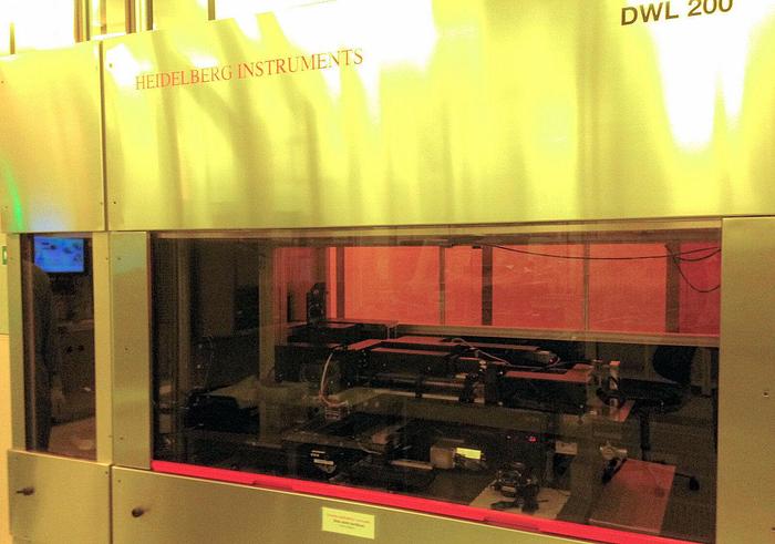 Used Heidelberg Instruments DWL 200 , Laser, Gencobot 7/2L