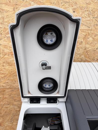 Used Thermo Scientific Nicolet 6700 FT-IR with Mikroscope Continuµm