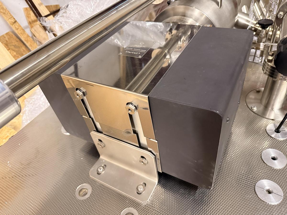 Used Scienta Omicron / MBE-Komponenten UHV MBE Multiprobe E-Beam Evaporation System – EBVM200, GENIUS, HABS, SH150, StarCell, TMU201