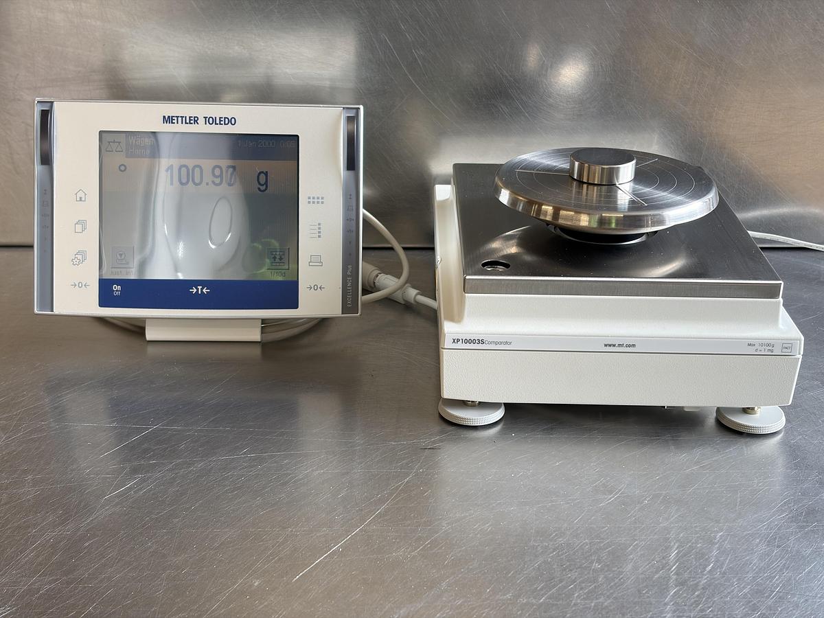 Used METTLER TOLEDO XP10003S Mass Comparator 10.1kg / 1mg High Precision TESTED