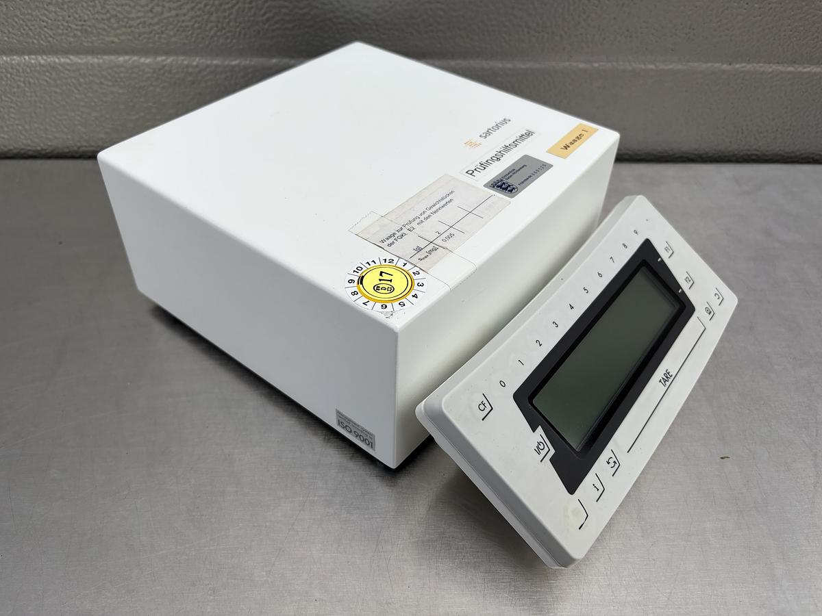 Used Sartorius CC6 Mass Comparator 6.1g 0.0001mg 0.1µg E2 Complete Tested