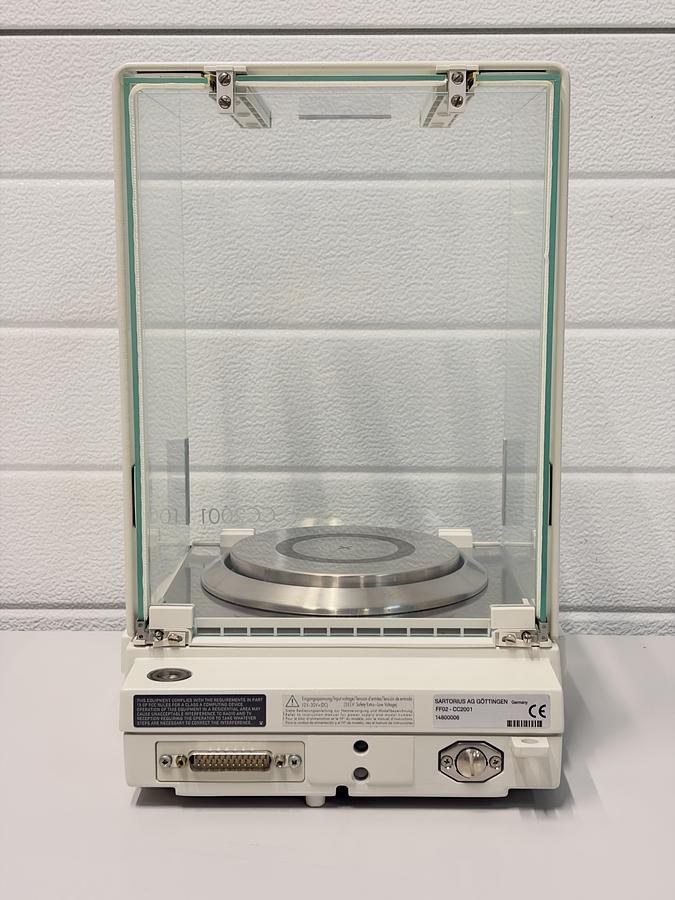 Used Sartorius CC2001 Mass Comparator – 2505 g / 0.1 mg – Precision Metrology Balance