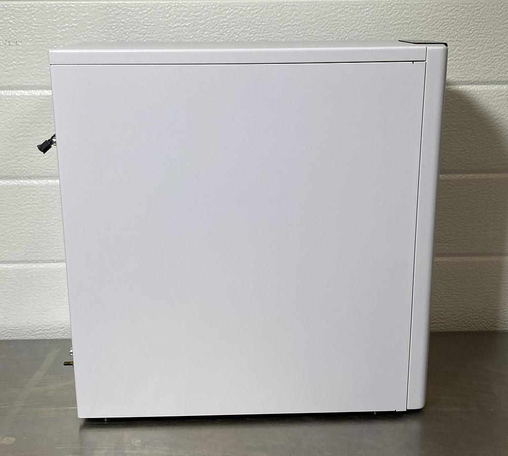 Used GL Sciences OPTIC 4 , shumadzu 