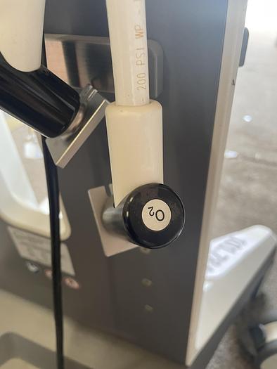 Löwenstein Elisa 600 ventilator , Lowenstein