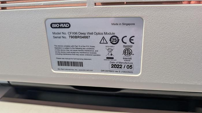 Used BIO RAD CFX96 / C1000 , LIKE NEW , ONLY 41 Hours !! , 2022 Year !!