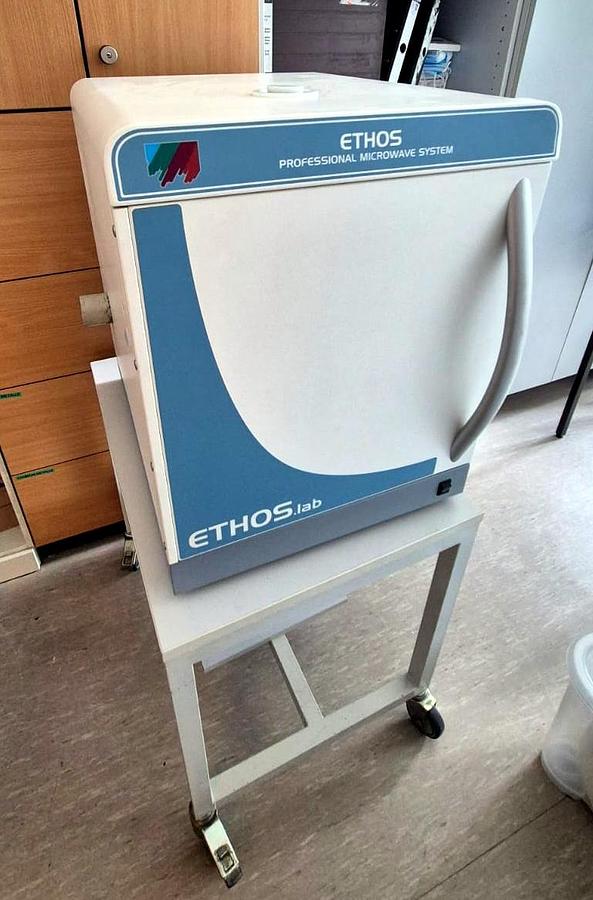 Used MLS ETHOS .lab Laboratory Microwave Digestion  HPR1000/10 Rotor Terminal 660