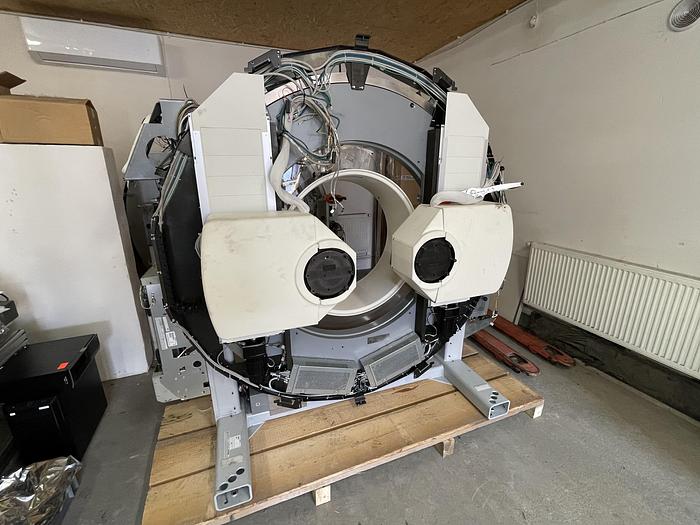 Used Siemens Symbia T6 , Tomograph incl. Dura 422-mv tube from 2020!!