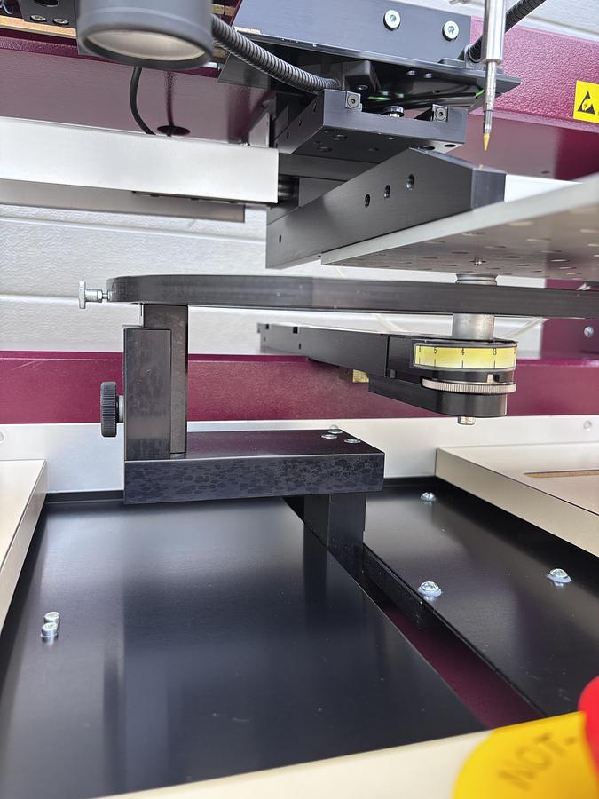 Used Tresky 3002/3102 , 8" Die Bonder with Wafer Ejector without microscope