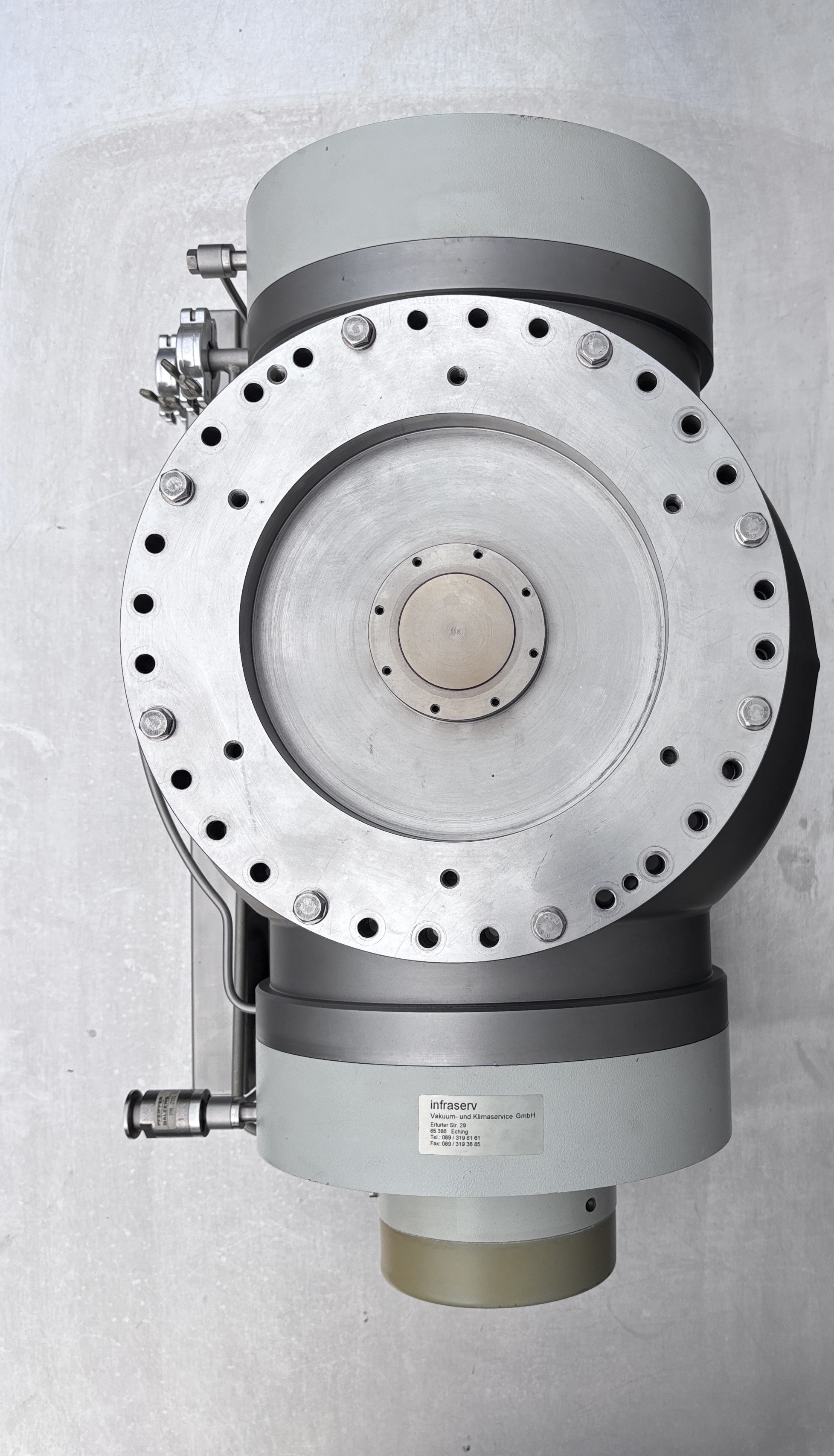 Used Pfeiffer / Balzers TPH 2200 U Turbomolecular High Vacuum Pump – 2200 L/s
