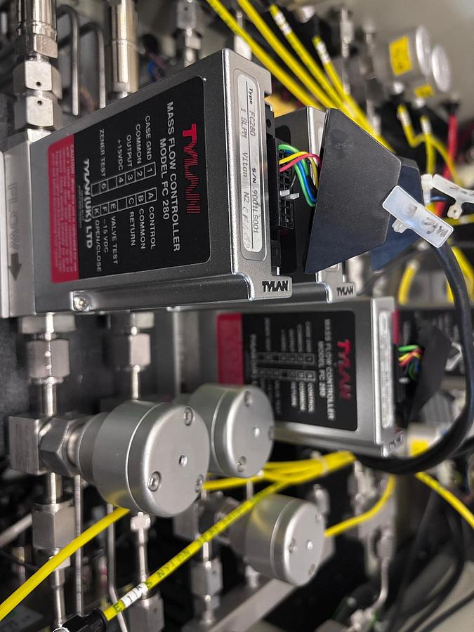 Used STS 310PC Dual-Frequency PECVD Plasma Deposition System + Leybold Sogevac + PC