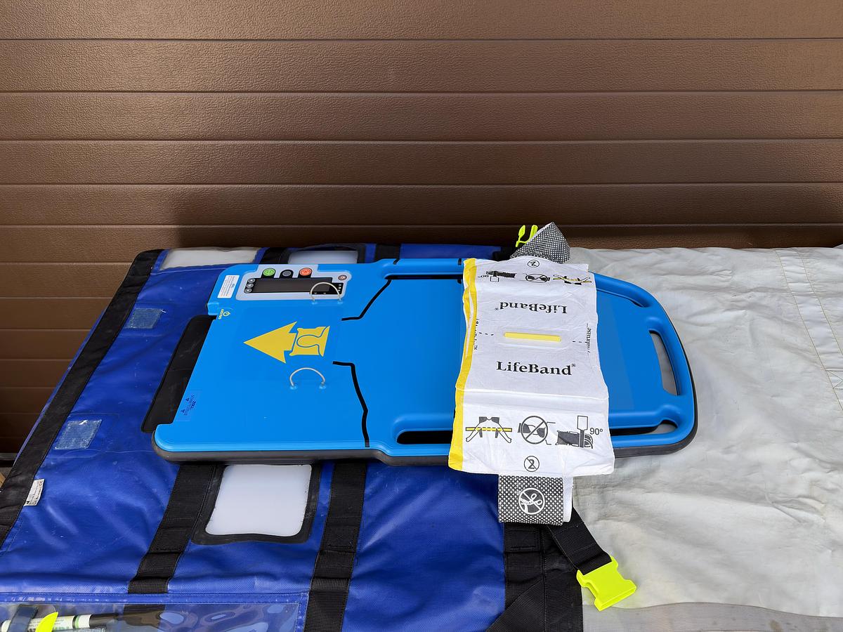 Used ZOLL AutoPulse Model 100 Resuscitation System with Charger, 4 Batteries and Accessories