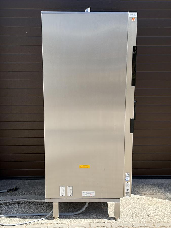 Used Convotherm 4 easyTouch C4eT 20.10 EB combi oven , year 2016