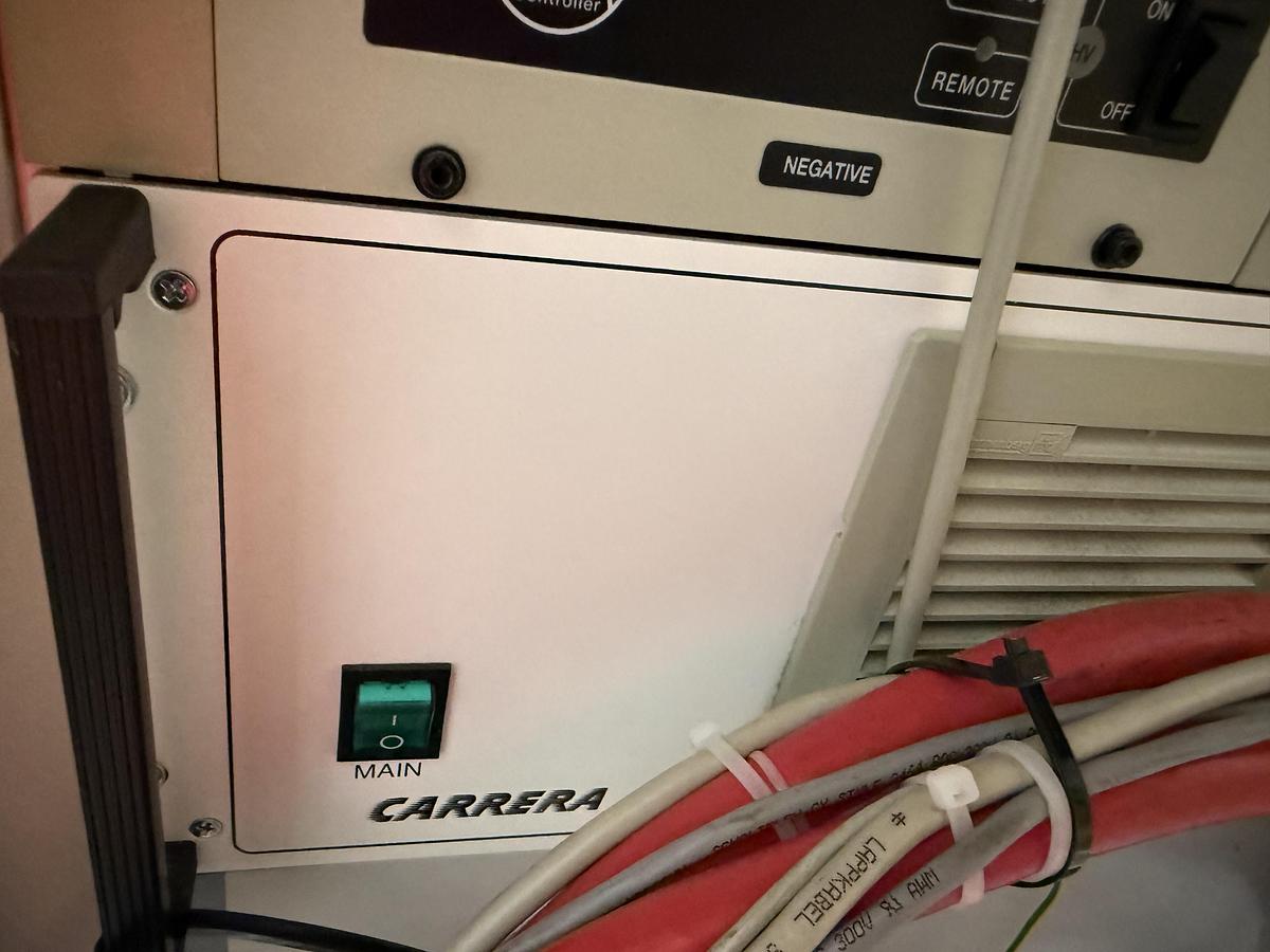 Used Scienta Omicron / MBE-Komponenten UHV MBE Multiprobe E-Beam Evaporation System – EBVM200, GENIUS, HABS, SH150, StarCell, TMU201