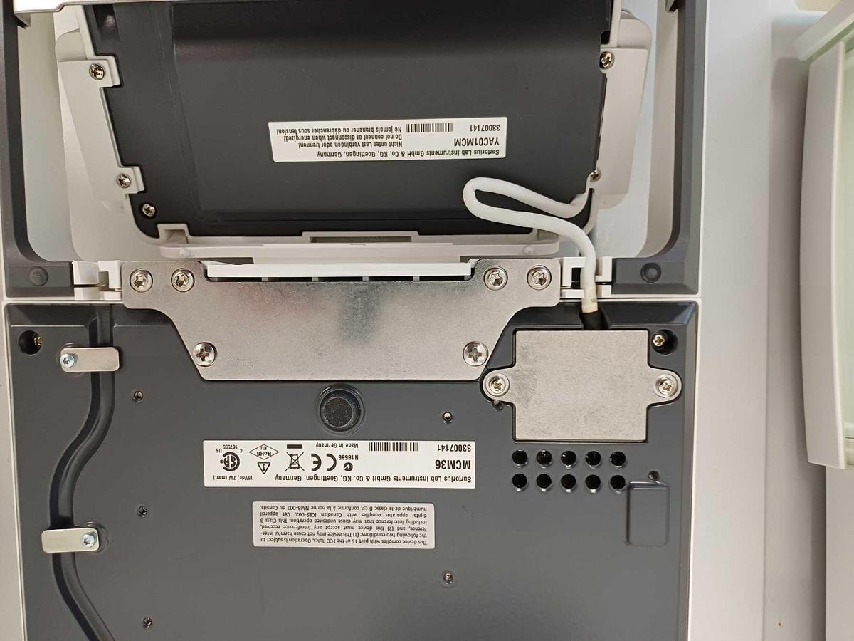 Used Sartorius Cubis MCM36 Mass Comparator 31 g x 1 µg Micro Balance isoCAL
