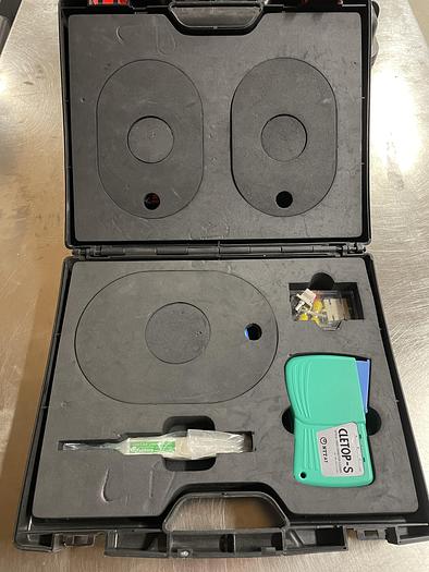 Used EXFO AXS 110 Access OTDR with FIP 400 , Reflectometer