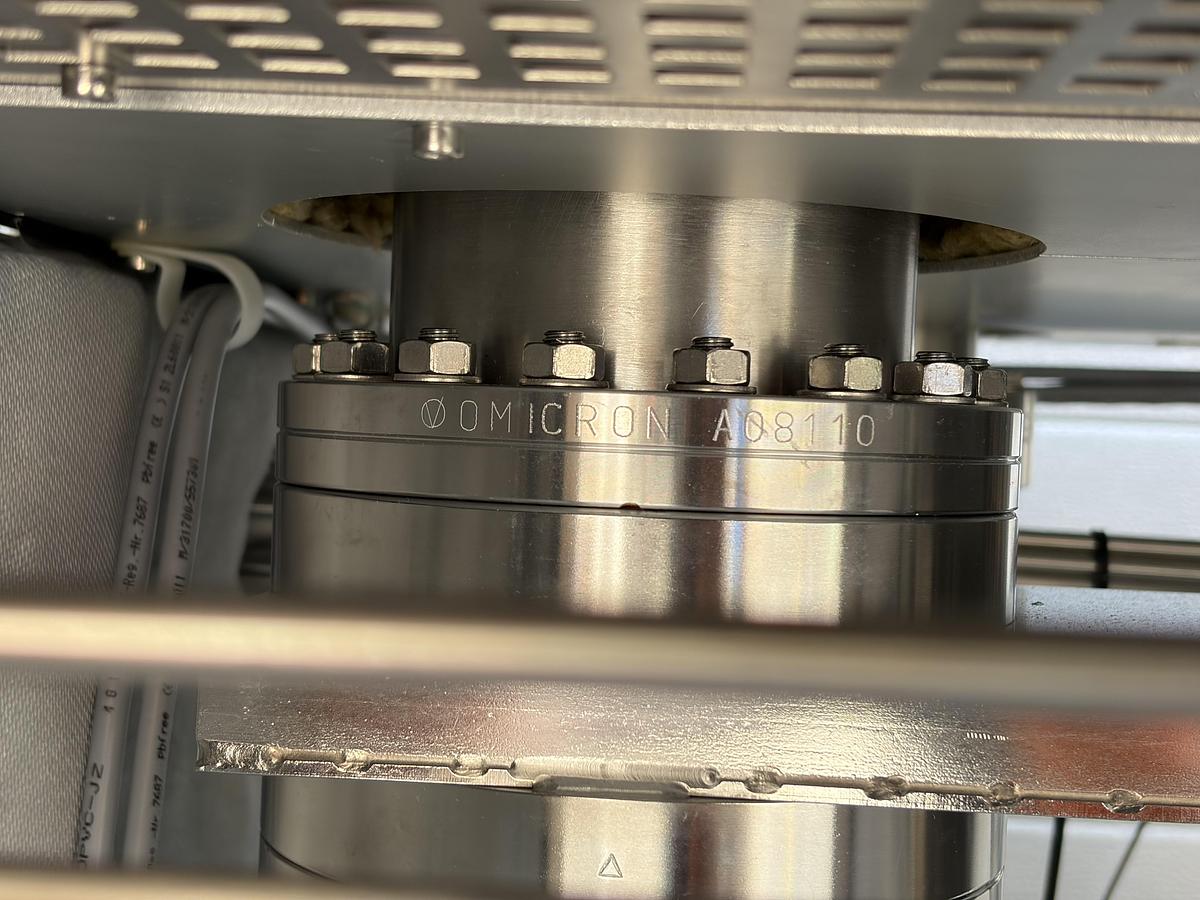 Used Scienta Omicron / MBE-Komponenten UHV MBE Multiprobe E-Beam Evaporation System – EBVM200, GENIUS, HABS, SH150, StarCell, TMU201