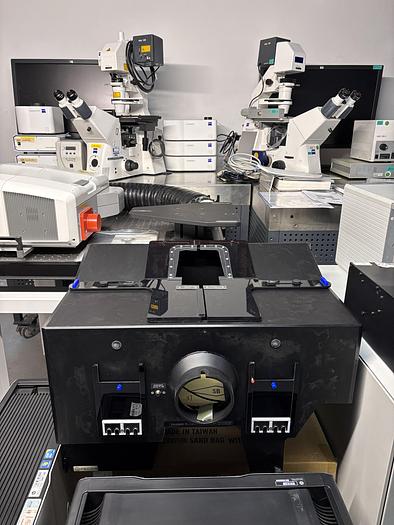 Used Satz von 2 x Zeiss Axiom Observer Z1 / D1 mit LSM 710 , Inkubator XL LSM 710