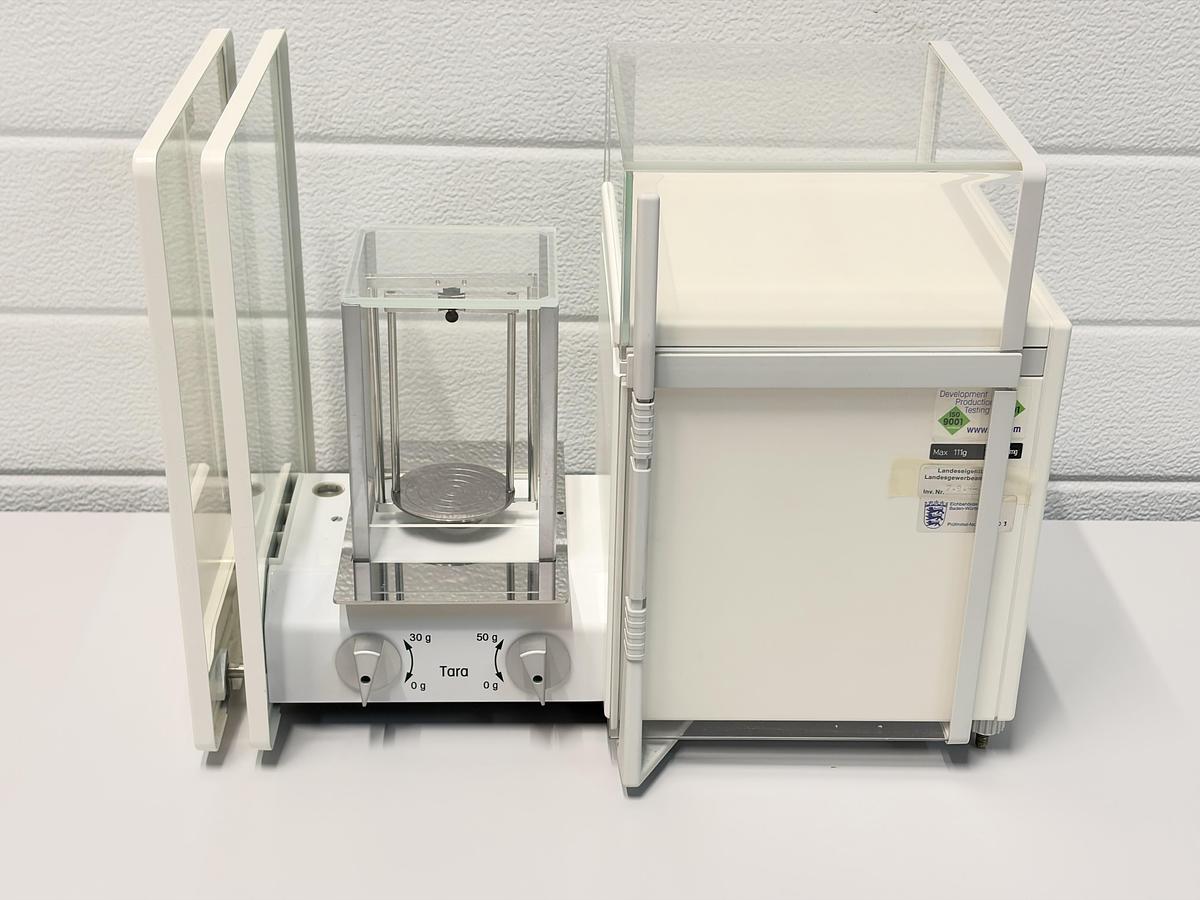 Used Mettler Toledo AT106 Mass Comparator 111g 1µg Microbalance Metrology Tested