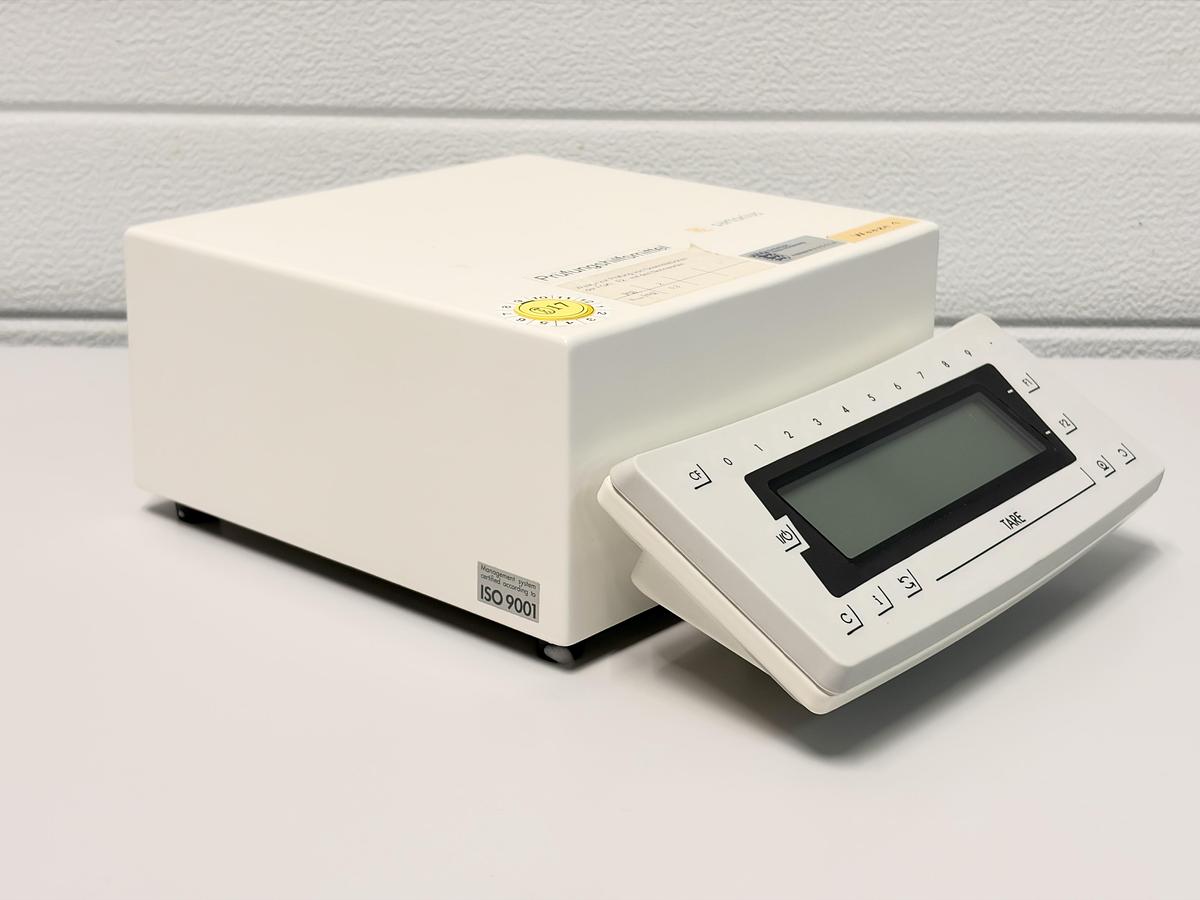 Used Sartorius CC2001 Mass Comparator – 2505 g / 0.1 mg – Precision Metrology Balance