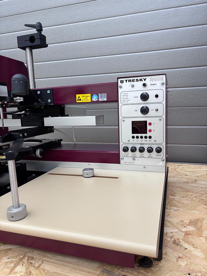 Used Tresky 3002/3102 , 8" Die Bonder with Wafer Ejector without microscope