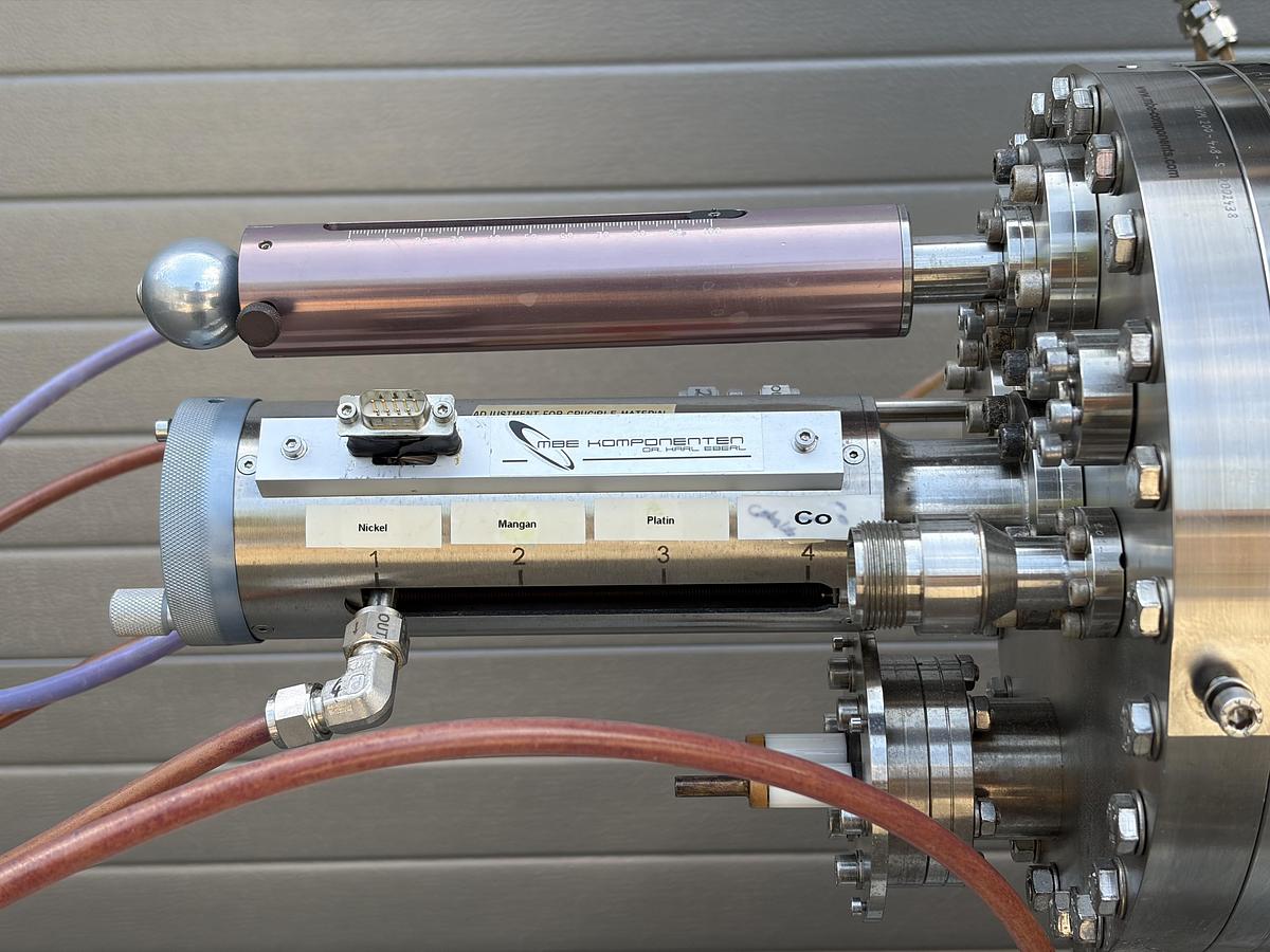 Used Scienta Omicron / MBE-Komponenten UHV MBE Multiprobe E-Beam Evaporation System – EBVM200, GENIUS, HABS, SH150, StarCell, TMU201