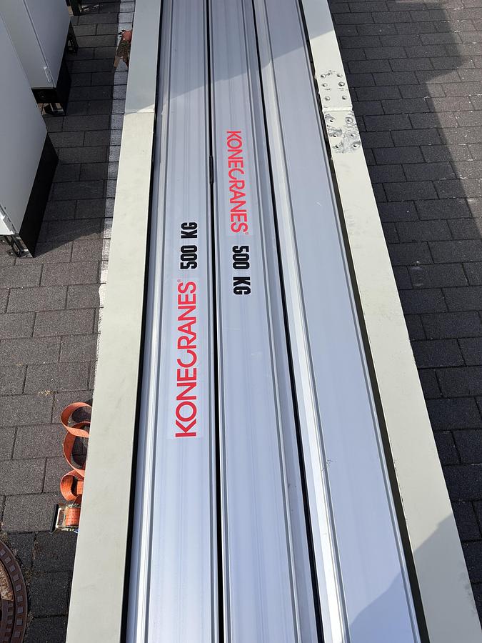 Used Konecranes Crane System 500 kg – 18 m Runway, 4 m Height – complete rails/free-standing frame