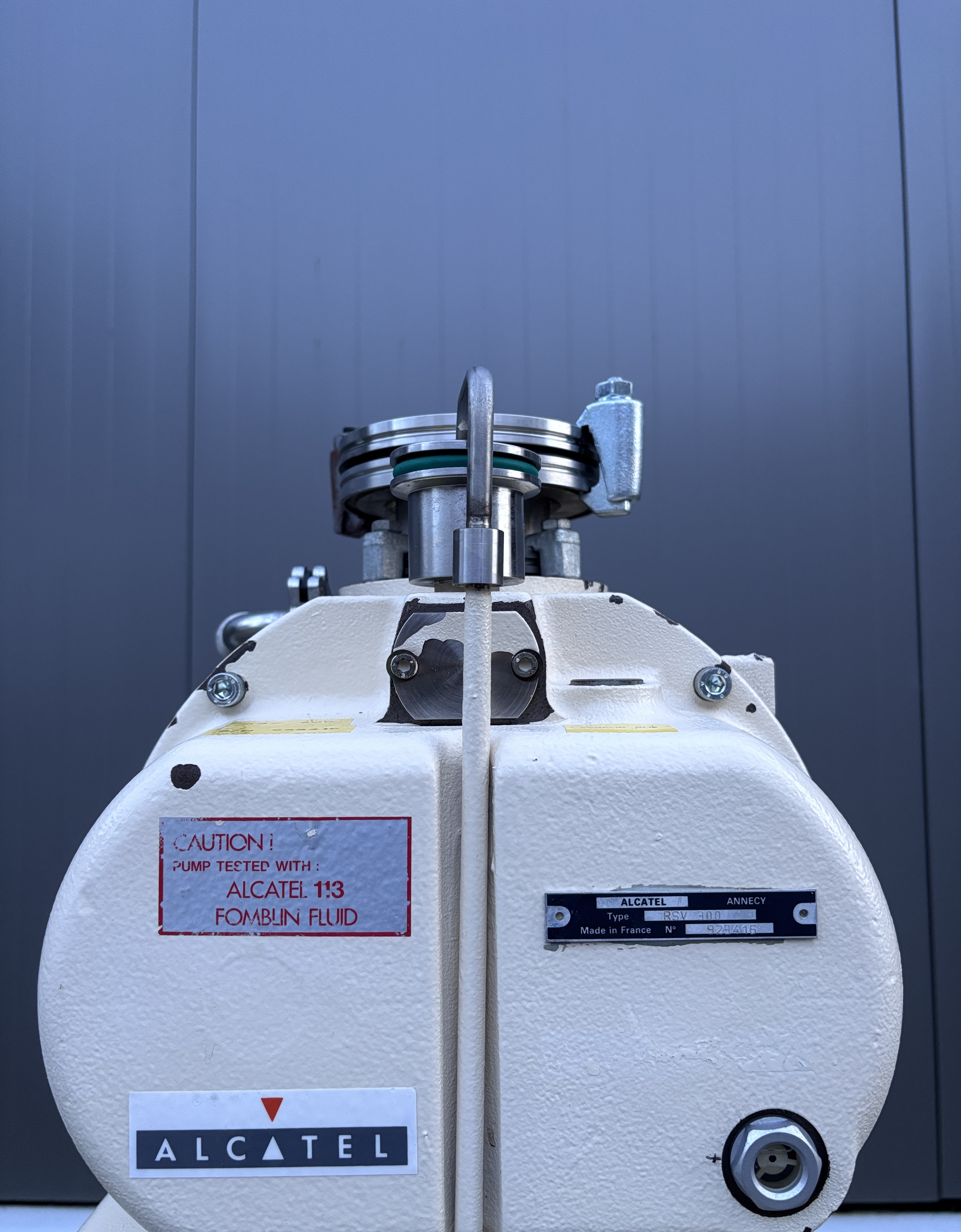 Used Alcatel RSV300 Roots Vacuum Booster Fomblin PFPE Viton Semiconductor Pump