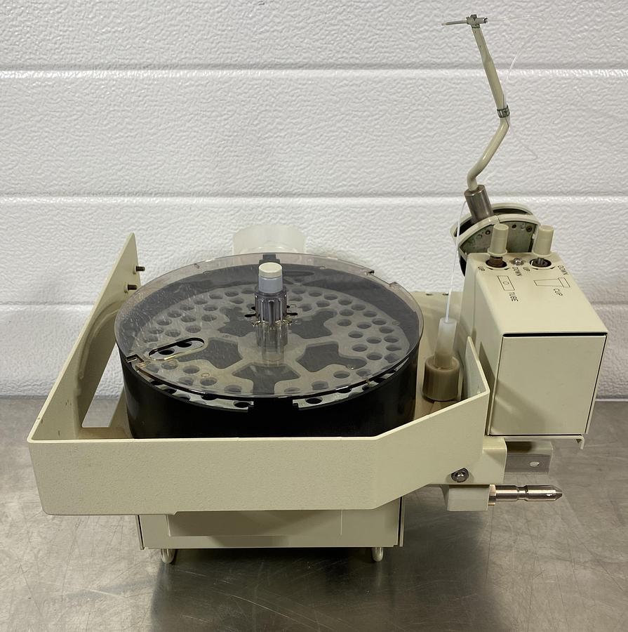 Used Perkin Elmer SIMAA 6000 / AS72 , Spectrometer , atomic absorption spectrometer