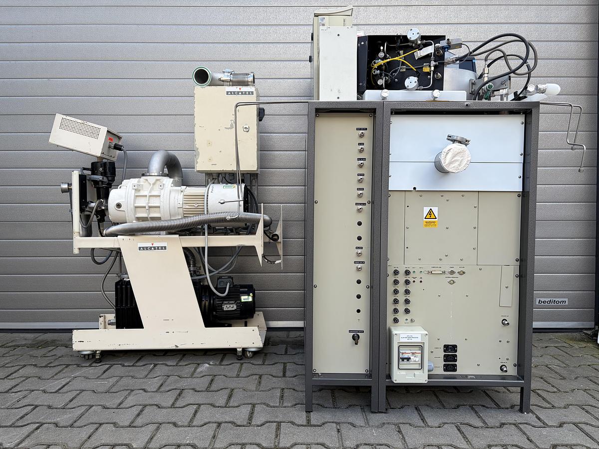 Used STS 310PC Dual-Frequency PECVD Plasma Deposition System + Leybold Sogevac + PC