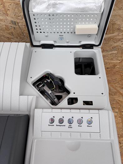 Used Thermo Scientific Nicolet 6700 FT-IR with Mikroscope Continuµm