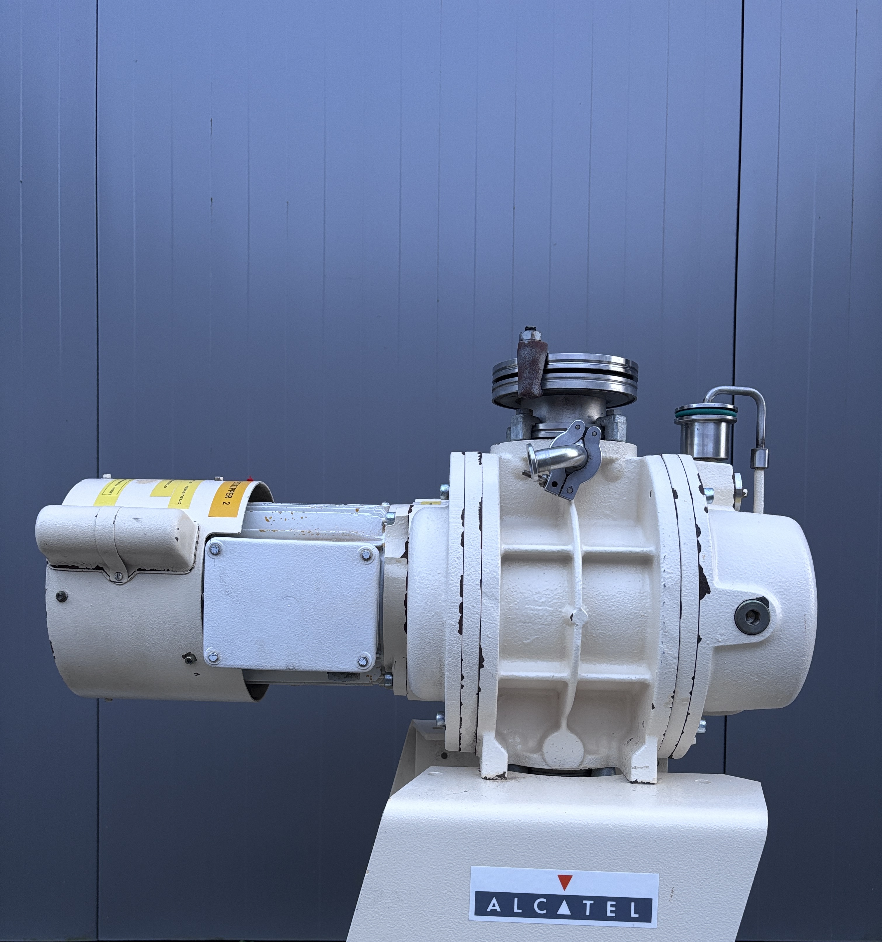 Used Alcatel RSV300 Roots Vacuum Booster Fomblin PFPE Viton Semiconductor Pump