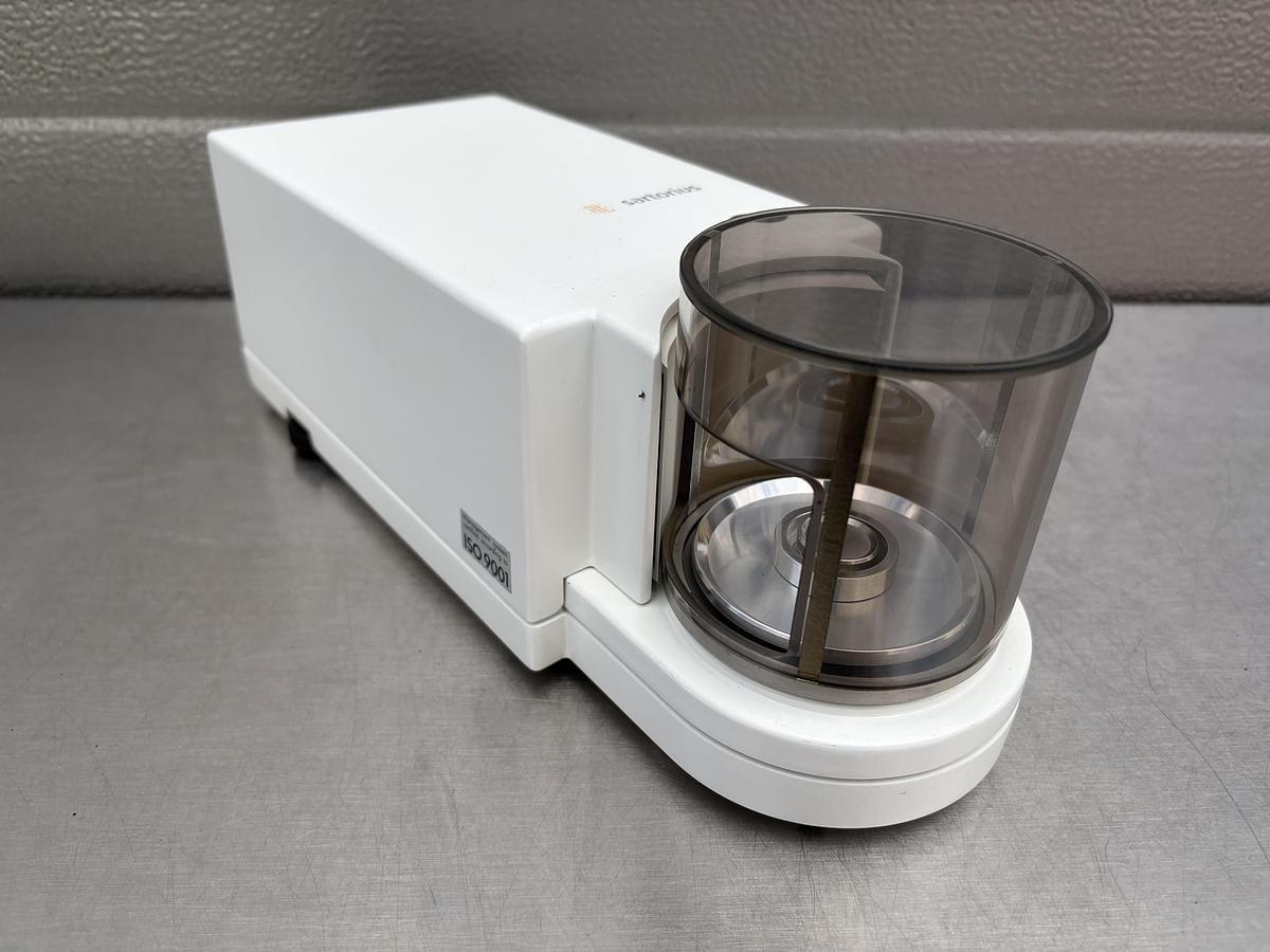 Used Sartorius CC6 Mass Comparator 6.1g 0.0001mg 0.1µg E2 Complete Tested