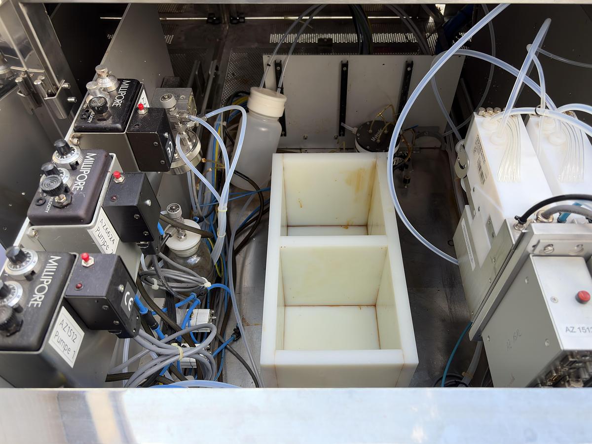 Used Fairchild Convac CBA-M-6000 FM6000 Wafer Coater Developer Track 400V 6kVA 1996