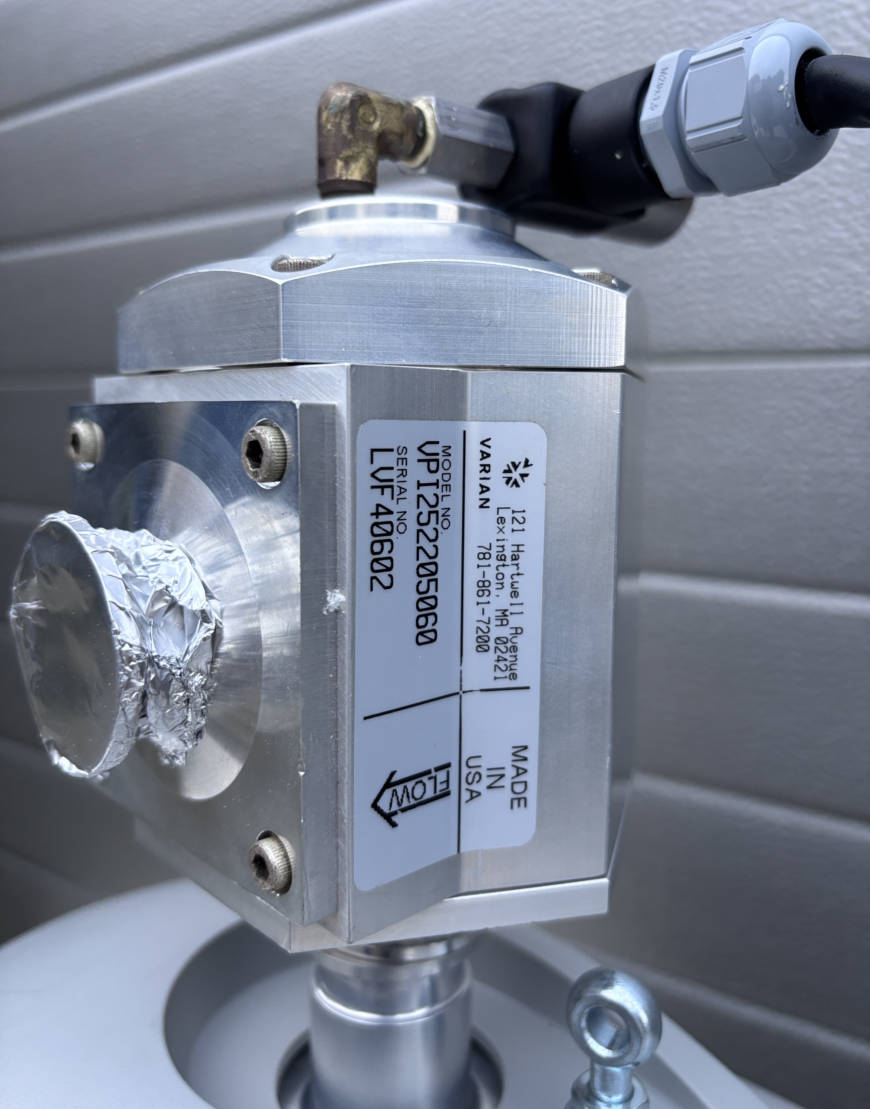 Used Agilent Technologies / Varian IDP-15 Dry Scroll Vacuum Pump with VPI Valve