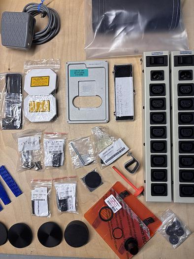 Used Set of 2 x Zeiss Axiom Observer Z1 / D1 mit LSM 710 , Incubator XL LSM 710