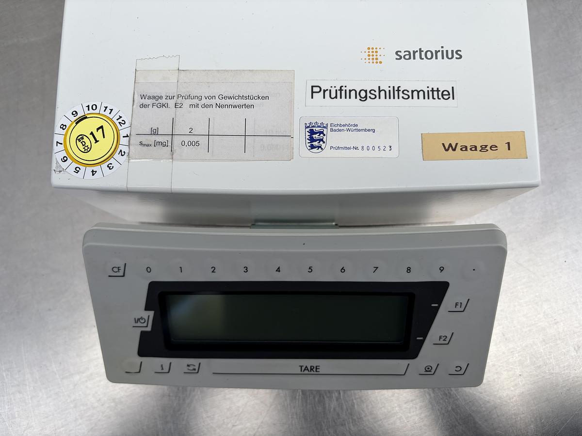 Used Sartorius CC6 Mass Comparator 6.1g 0.0001mg 0.1µg E2 Complete Tested