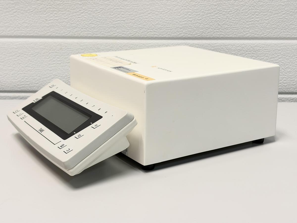 Used Sartorius CC2001 Mass Comparator – 2505 g / 0.1 mg – Precision Metrology Balance