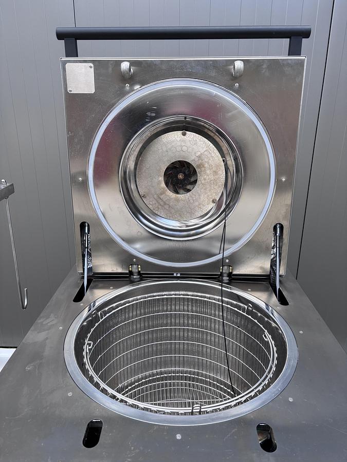 Used Zirbus LVSA 50/60 133L Vertical Laboratory Autoclave Sterilizer 140°C 2015