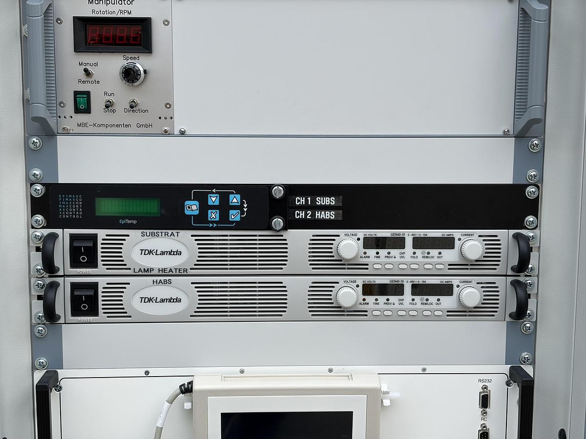Used Scienta Omicron / MBE-Komponenten UHV MBE Multiprobe E-Beam Evaporation System – EBVM200, GENIUS, HABS, SH150, StarCell, TMU201