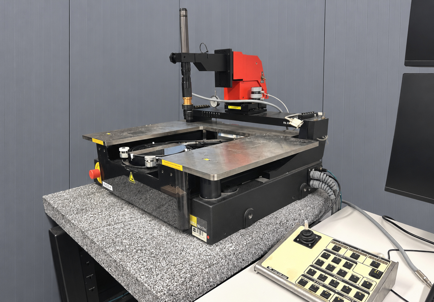 Used SUSS MicroTec PA200 Semi Automatic Wafer Probe Station Prober 200mm 8" Defective