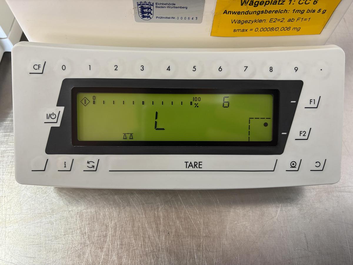 Used Sartorius CC6 Mass Comparator 6g 0.0001mg 0.1µg E2 F1 Metrology Balance , glass draft shield missing !!