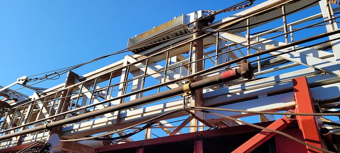 Used Rig Works Mustang 550