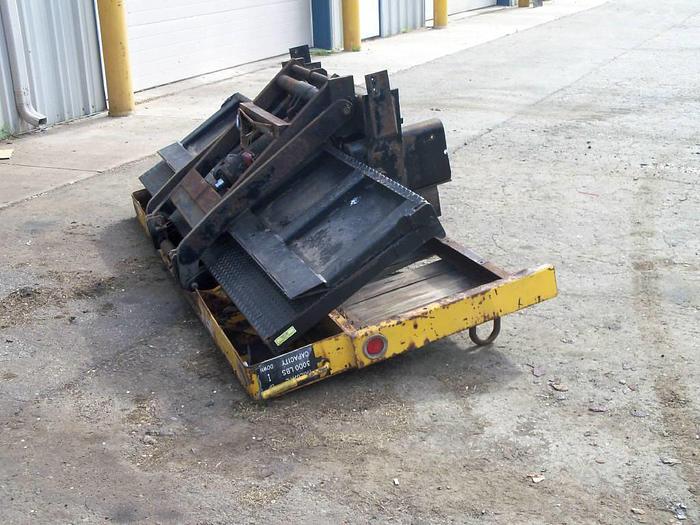 Used 2000 Tommy Lift-Gate- Stock #: 0073