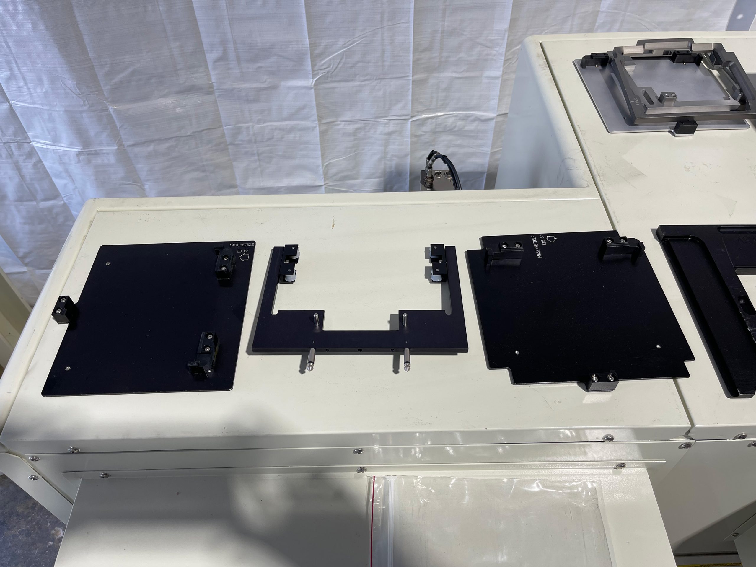 Used Horiba PD 2000 Reticle / Mask Particle Detection System