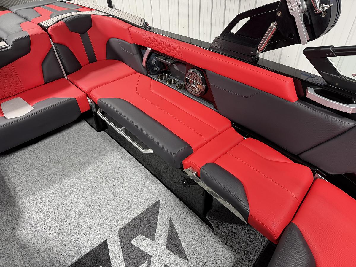 Used 2022 Mastercraft XT24
