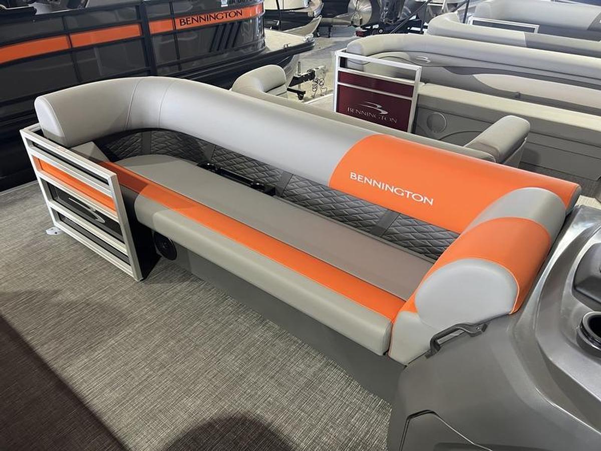 2025 Bennington 22 S CRUISE