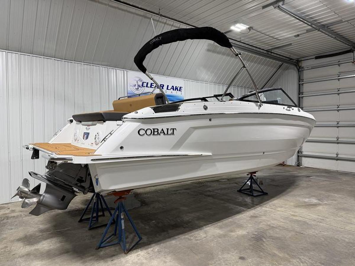 2026 Cobalt Boats R4