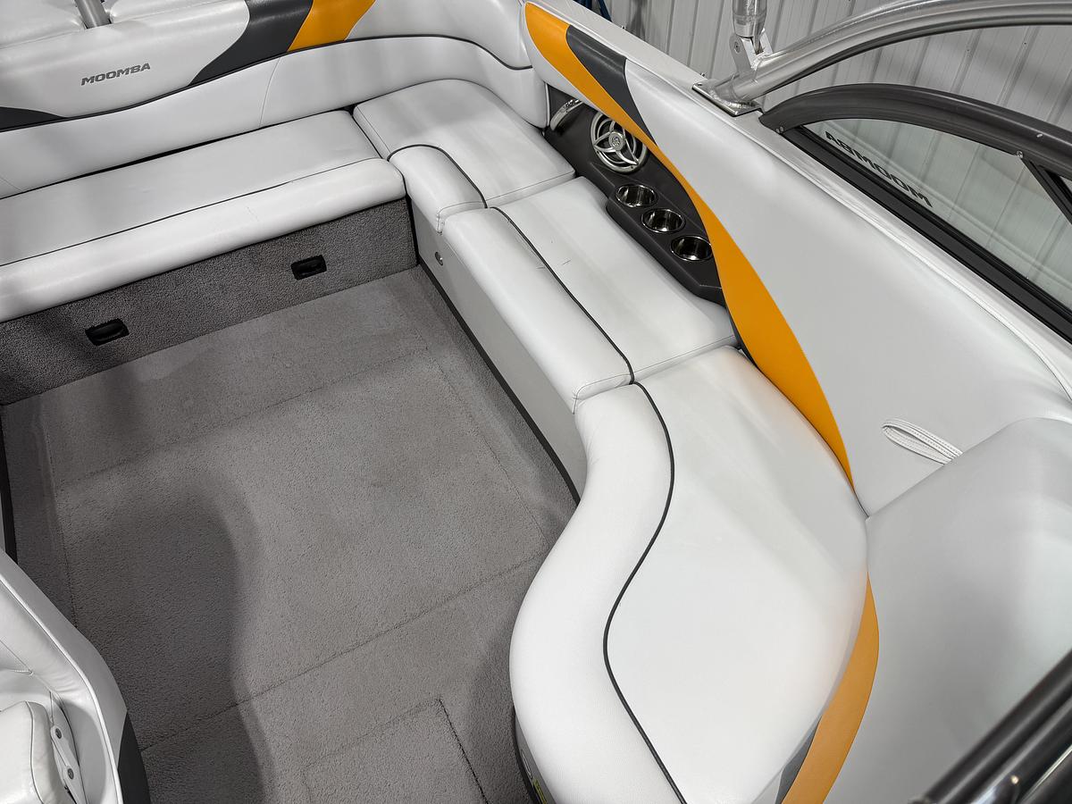 Used 2009 Moomba LSV