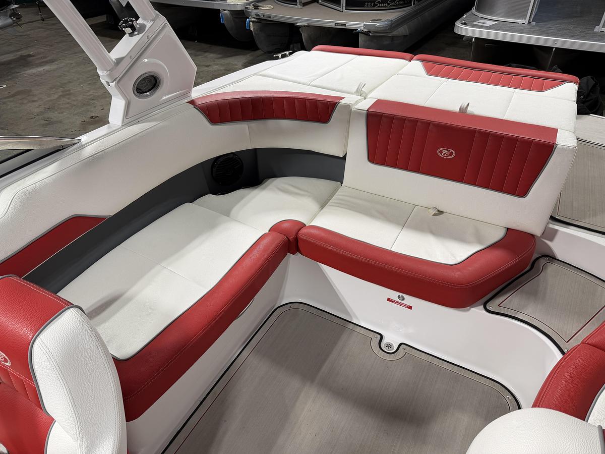 Used 2020 Cobalt Boats 220S BR